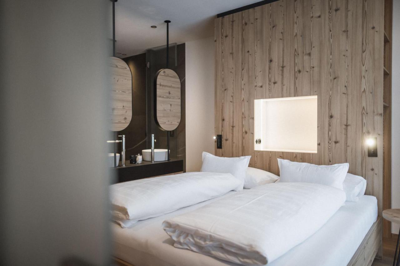 Ahrianova Apartment กัมโปตูเรส ภายนอก รูปภาพ
