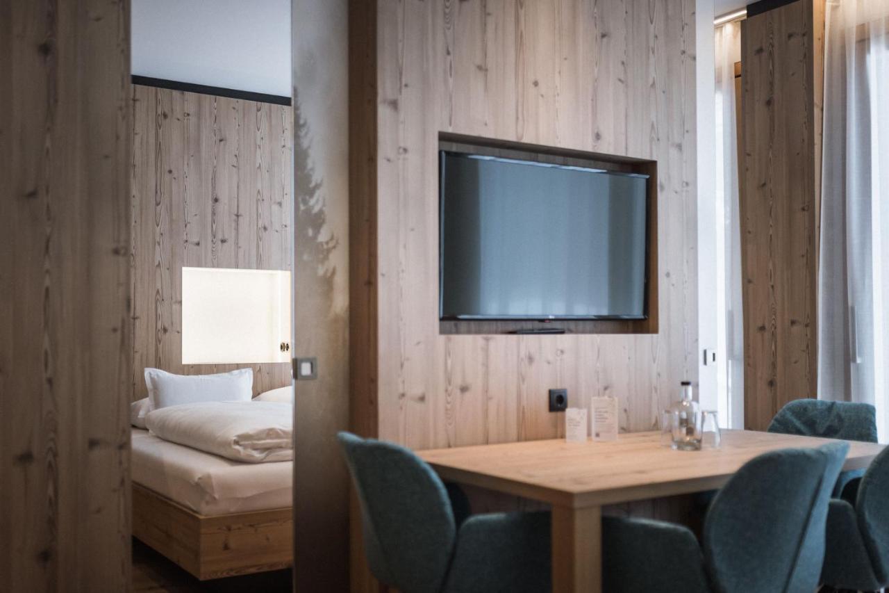 Ahrianova Apartment กัมโปตูเรส ภายนอก รูปภาพ