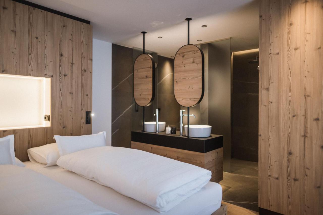 Ahrianova Apartment กัมโปตูเรส ภายนอก รูปภาพ