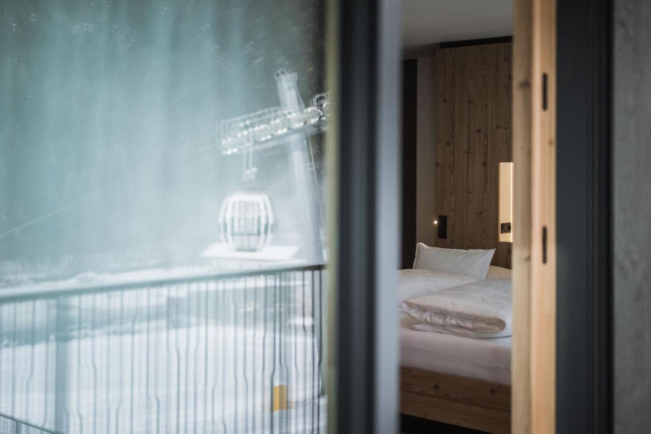Ahrianova Apartment กัมโปตูเรส ภายนอก รูปภาพ