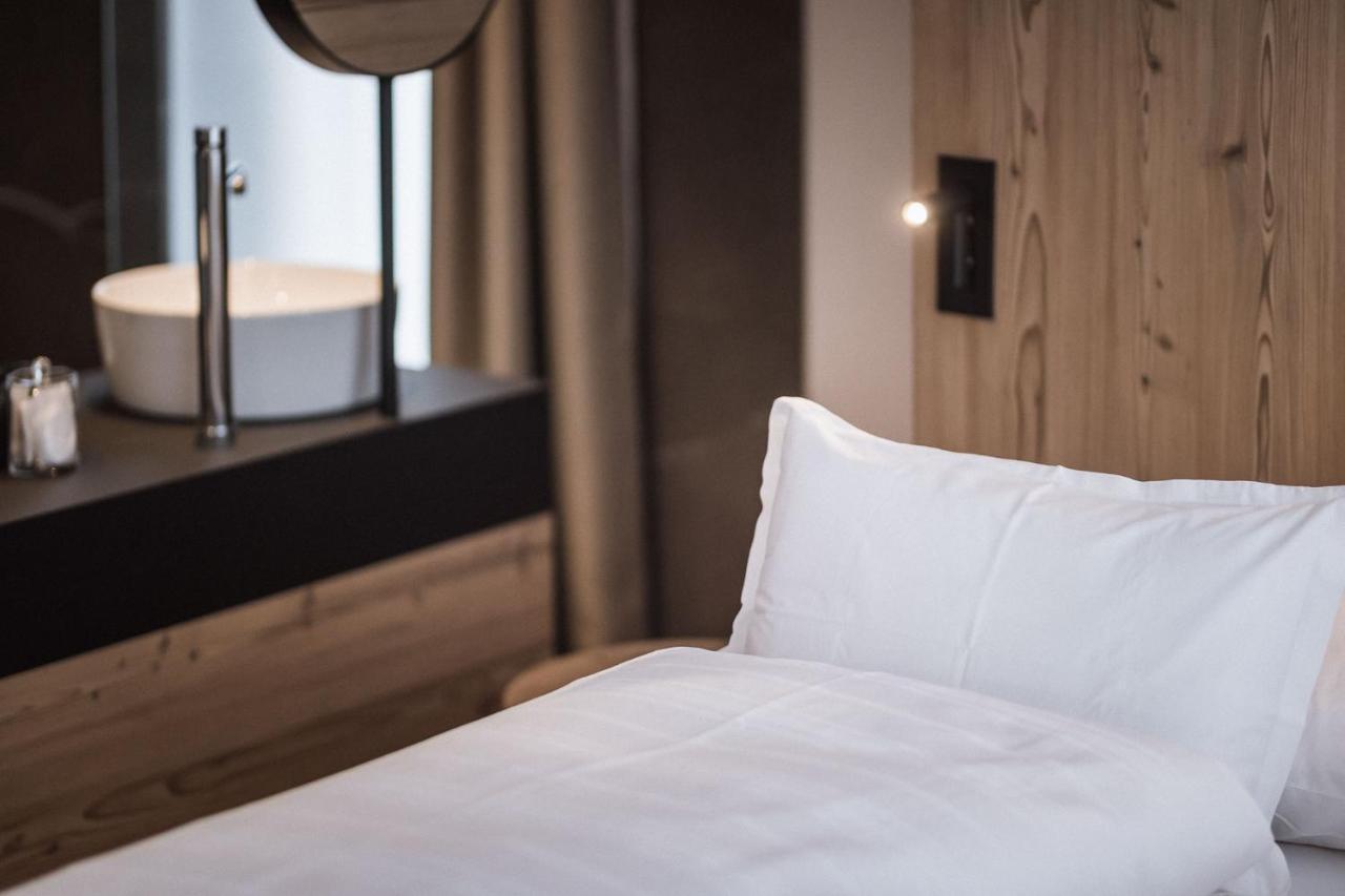 Ahrianova Apartment กัมโปตูเรส ภายนอก รูปภาพ