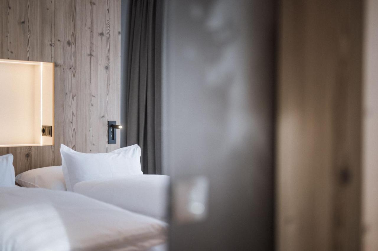 Ahrianova Apartment กัมโปตูเรส ภายนอก รูปภาพ