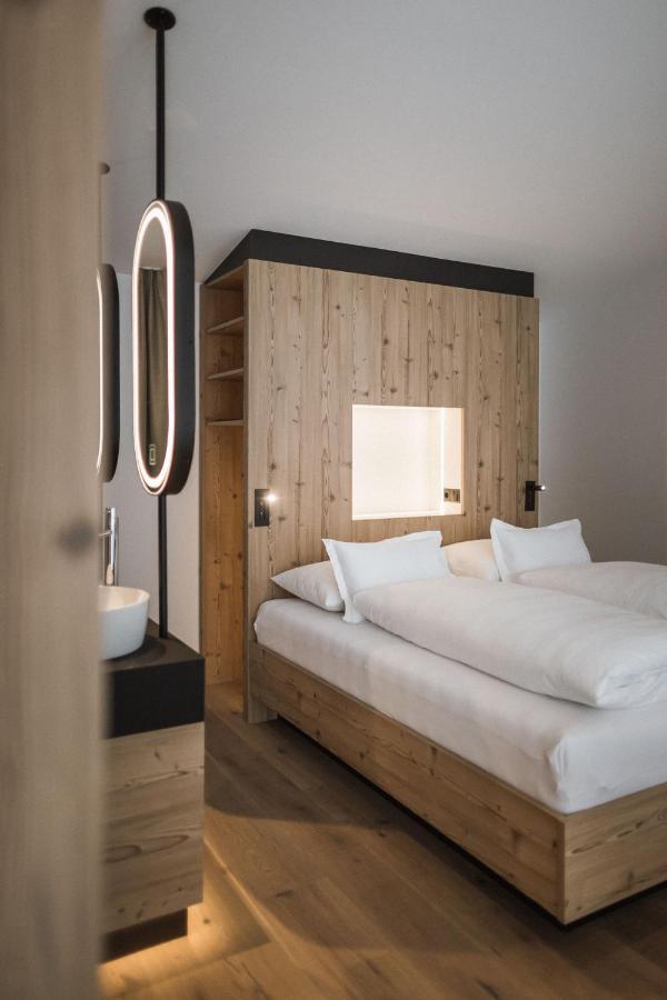 Ahrianova Apartment กัมโปตูเรส ภายนอก รูปภาพ