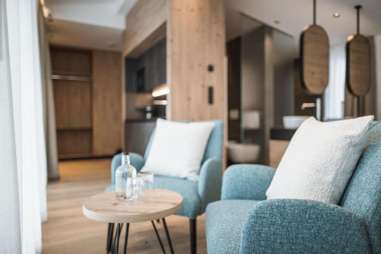 Ahrianova Apartment กัมโปตูเรส ภายนอก รูปภาพ