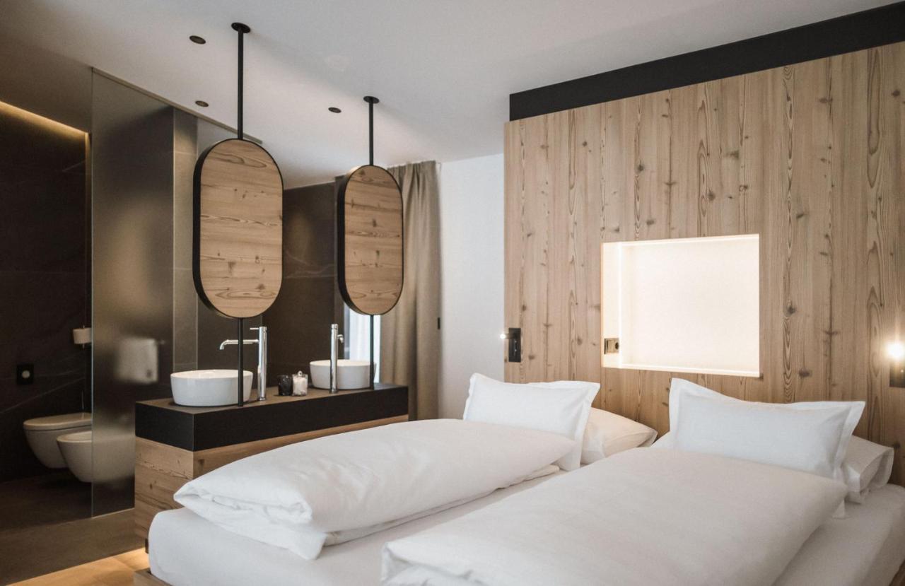 Ahrianova Apartment กัมโปตูเรส ภายนอก รูปภาพ